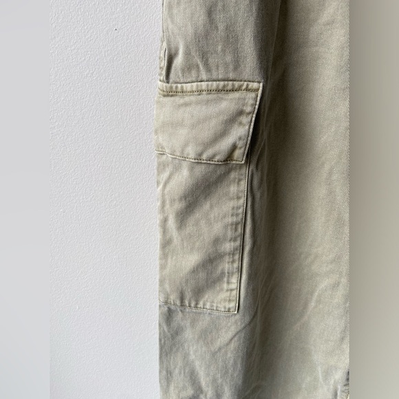Gap khaki cargo pants - Picture 4 of 8